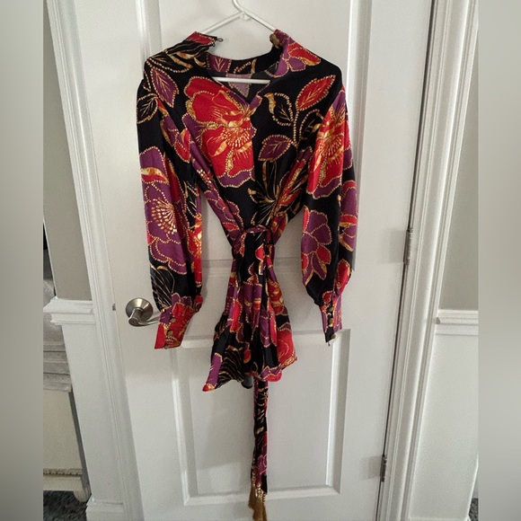 Farm Rio Shiny Chita Floral Long Sleeve Dress - Picture 5 of 6